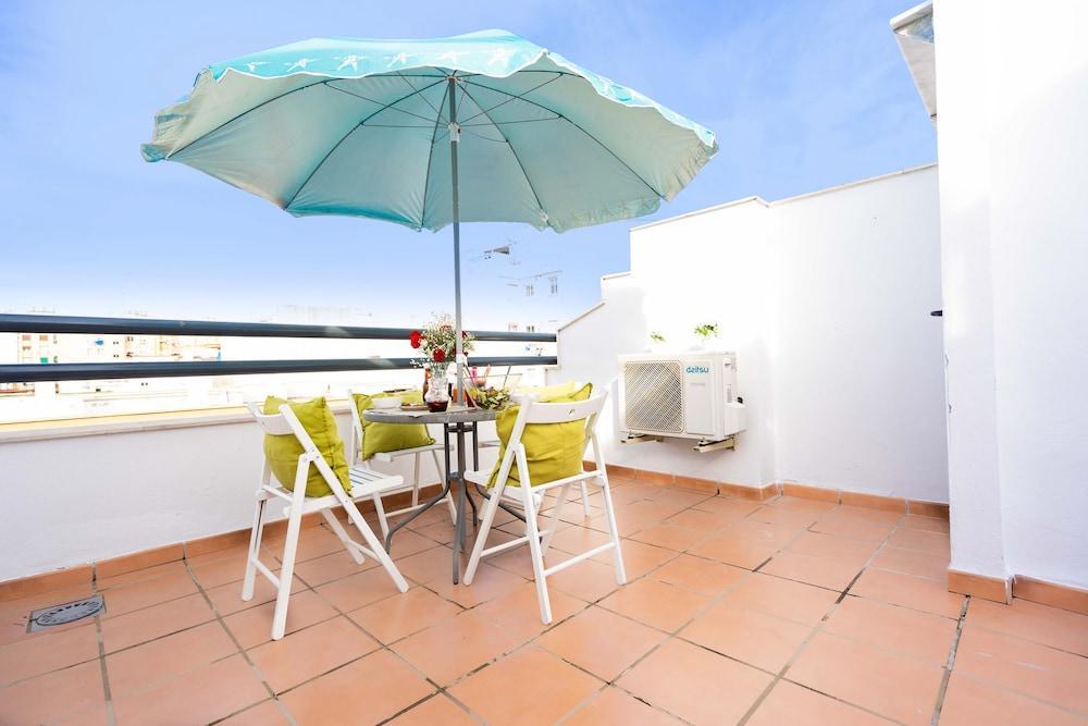 Holidays2Malaga Juan De Mena Apartments Exterior foto
